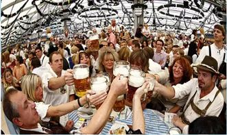 德国的啤酒节在哪儿举行?